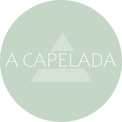 Logotipo del apartamento turístico A Capelada (segundo piso)